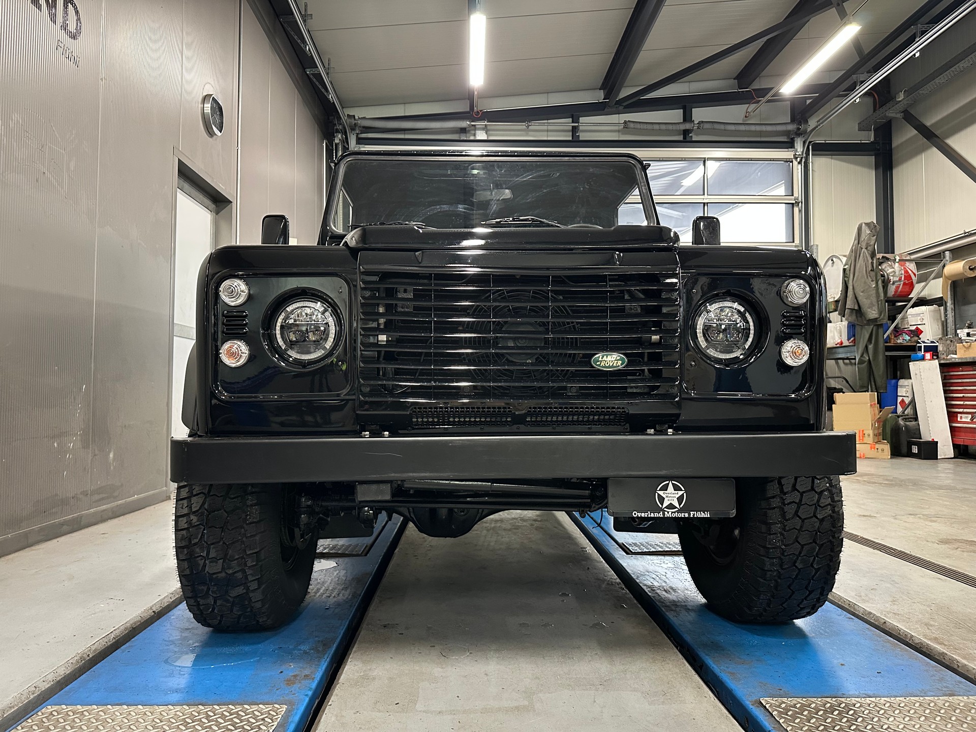 LAND ROVER Defender 110 SW 2.5 Td5-image-7