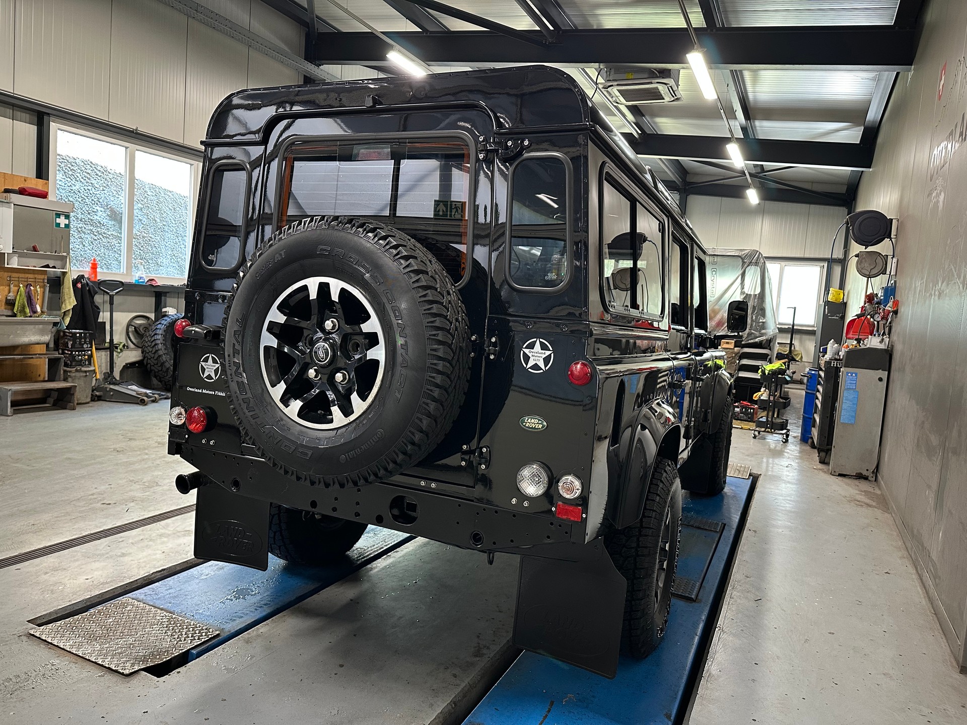 LAND ROVER Defender 110 SW 2.5 Td5-image-5