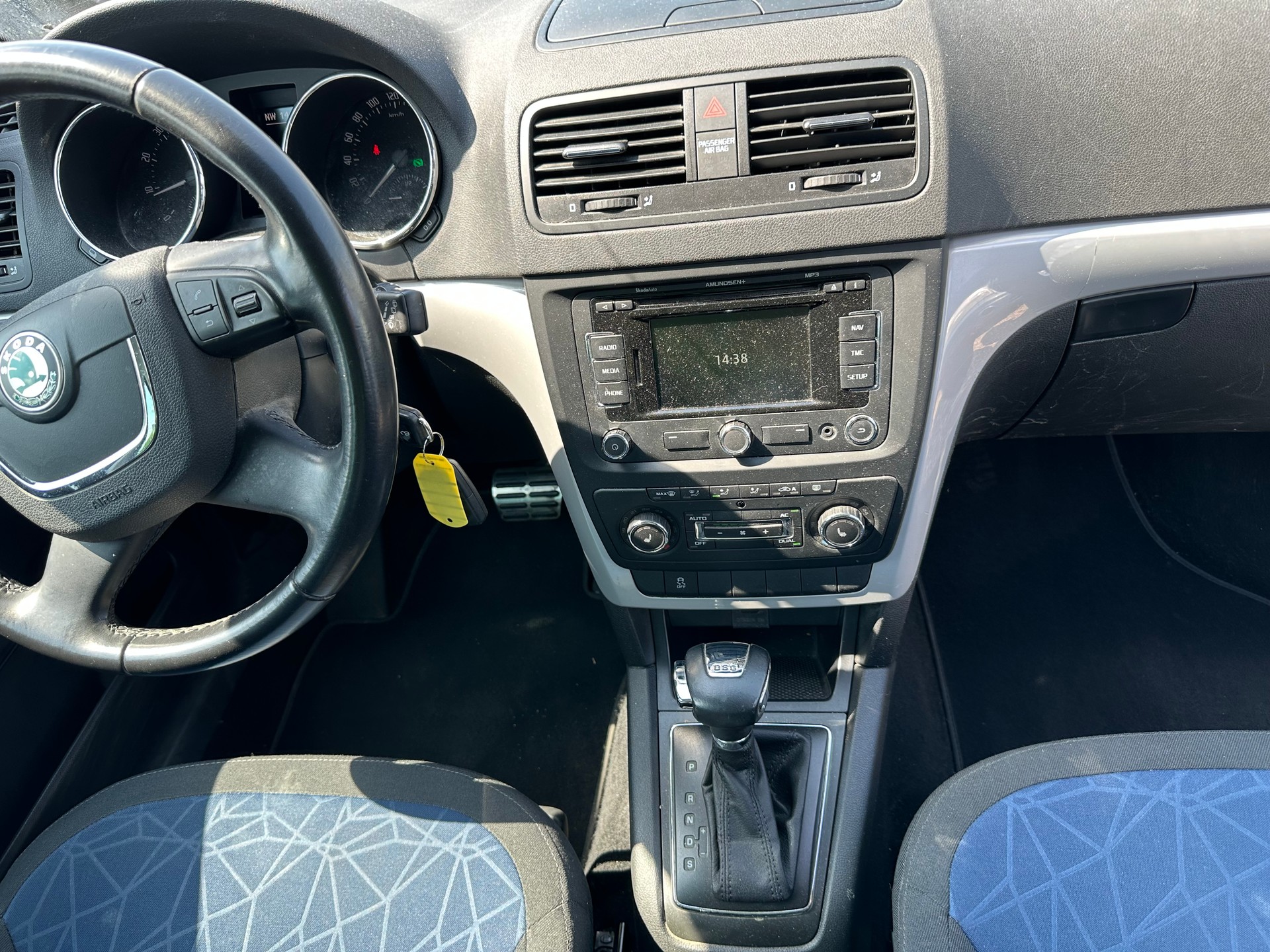 SKODA Yeti 1.2 TSI Elegance DSG-image-5