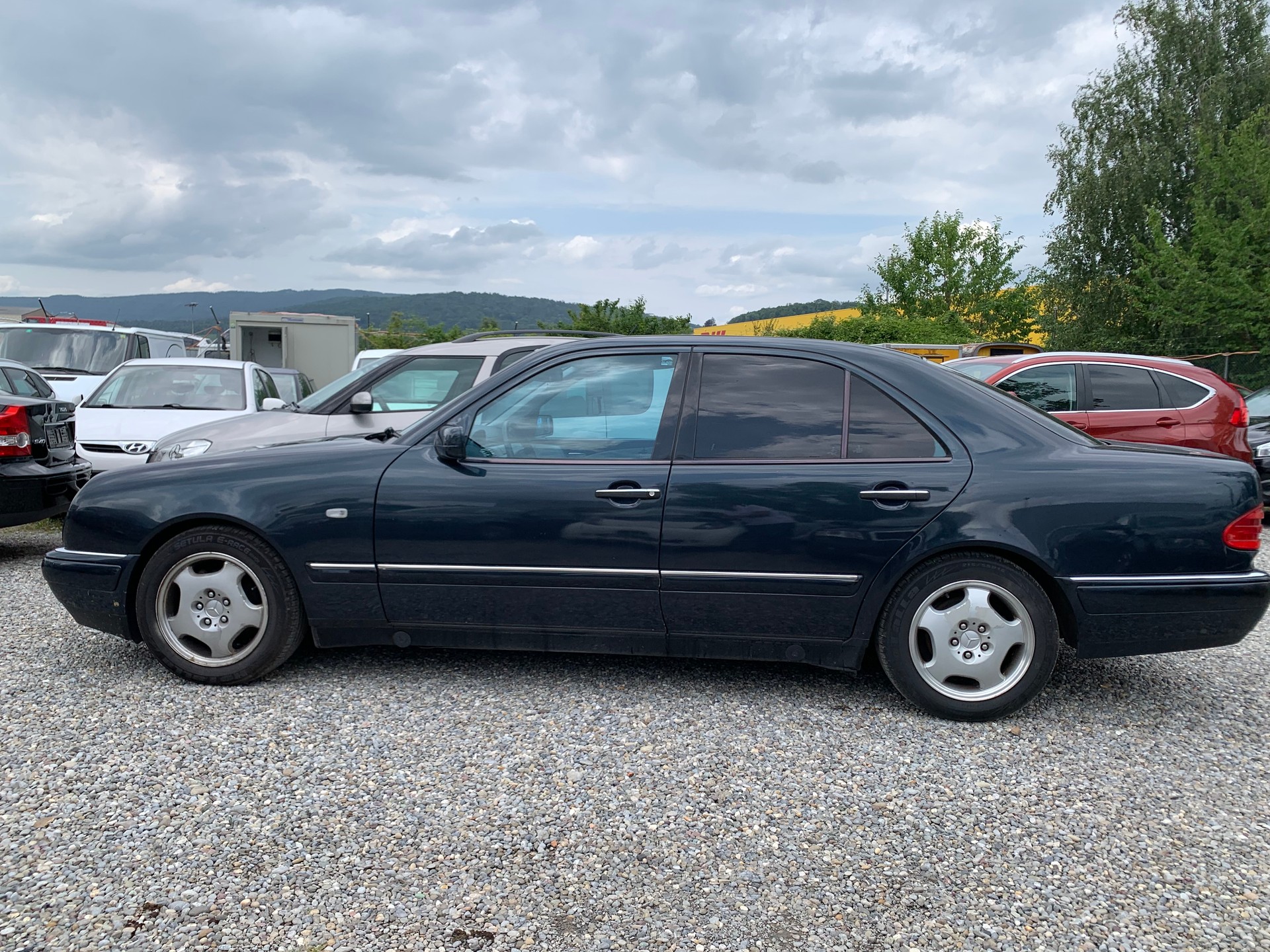 MERCEDES-BENZ E 220 CDI Avantgarde-image-7