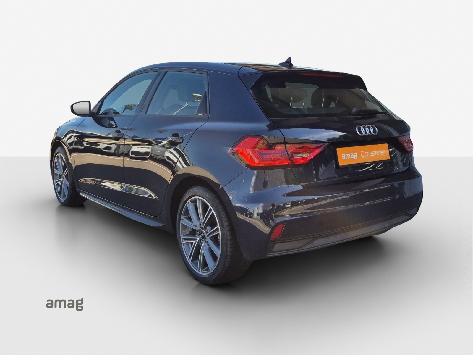 AUDI A1 Sportback 30 TFSI Attraction-showroom-element-2