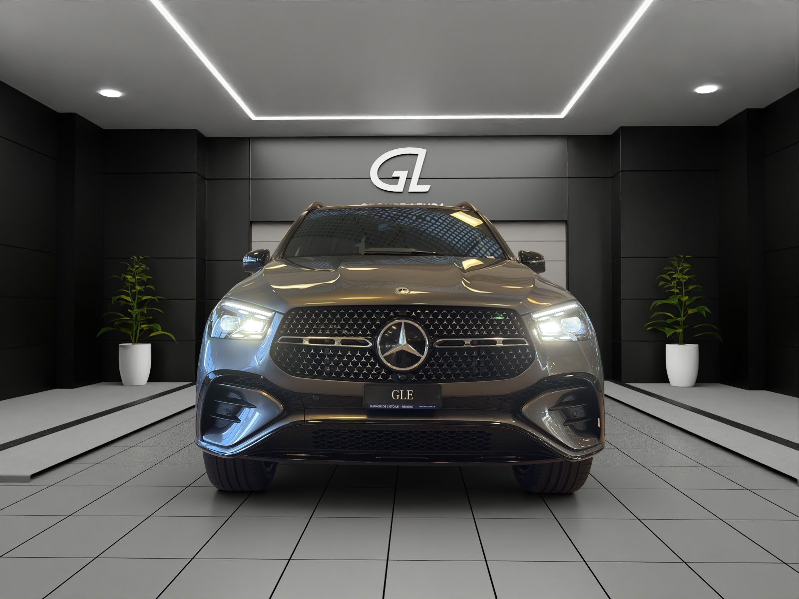 MERCEDES-BENZ DE 4M EQ-STAR-showroom-element-1