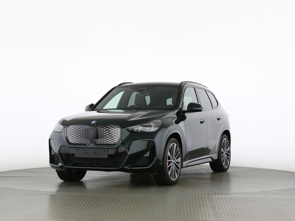 BMW iX1 xDrive 30 M Sport Pro