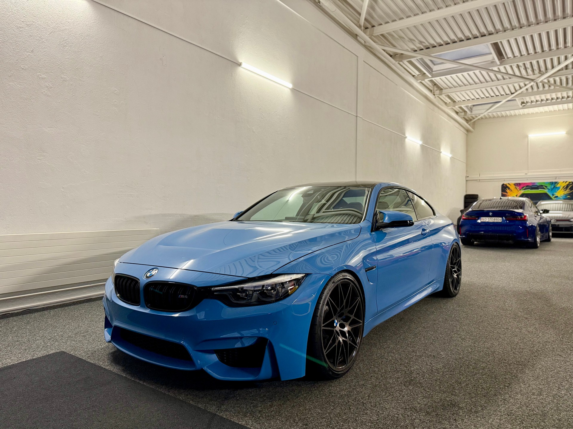 BMW M4 Coupé Competition DKG-showroom-element-2