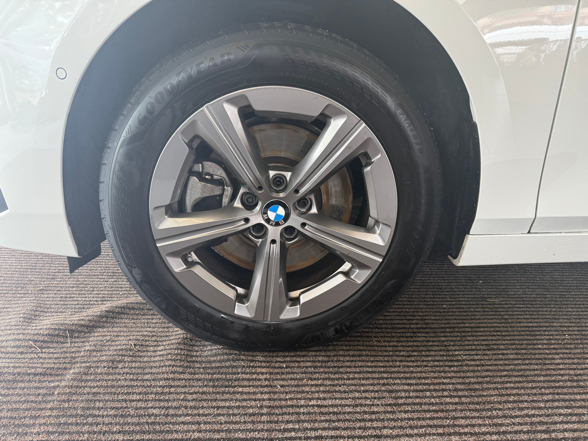 BMW 223d Active Tourer xDrive DKG | CH Swiss | Panorama | Head Up | AHK | Driving Assist PLUS | Innovation | Travel |-showroom-element-2