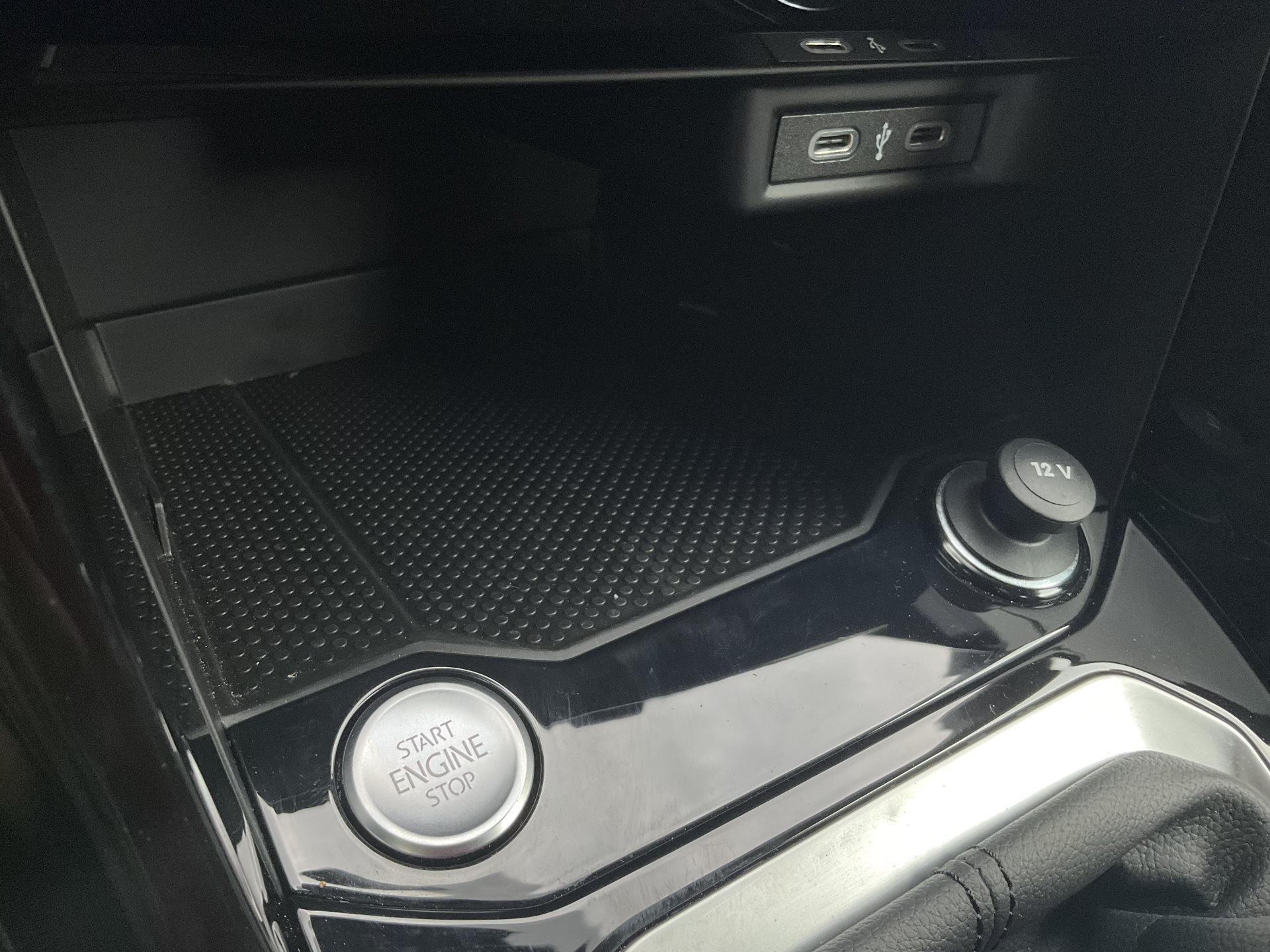 VW T-ROC R-LINE BLACK STYLE *** 5 JAHRE VW WERKSGANTIE ***-image-23