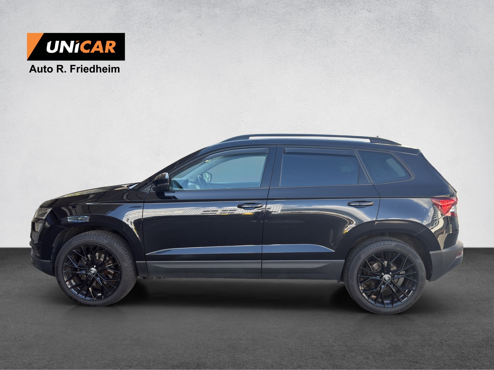 SKODA Karoq 2.0 TDI CR Ambition 4x4 DSG-showroom-element-3