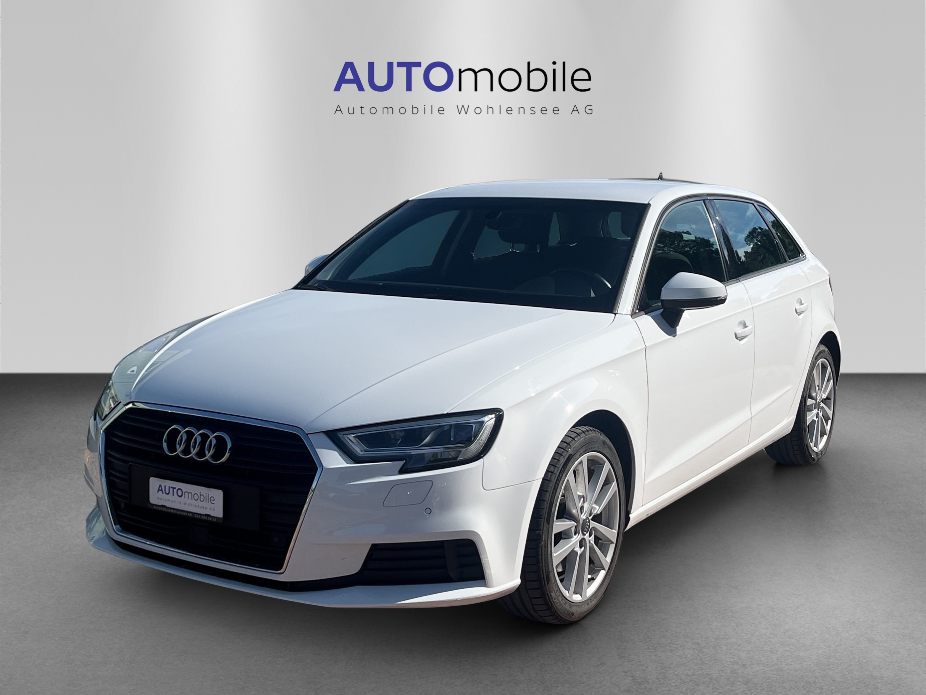 AUDI A3 Sportback 40 TFSI Sport S-tronic-showroom-element-1