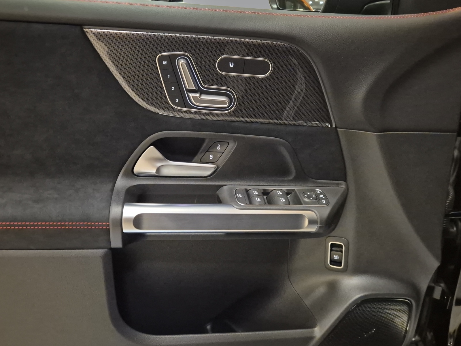 Image MERCEDES-BENZ GLB-220 GLB 220 4Matic 8G-Tronic