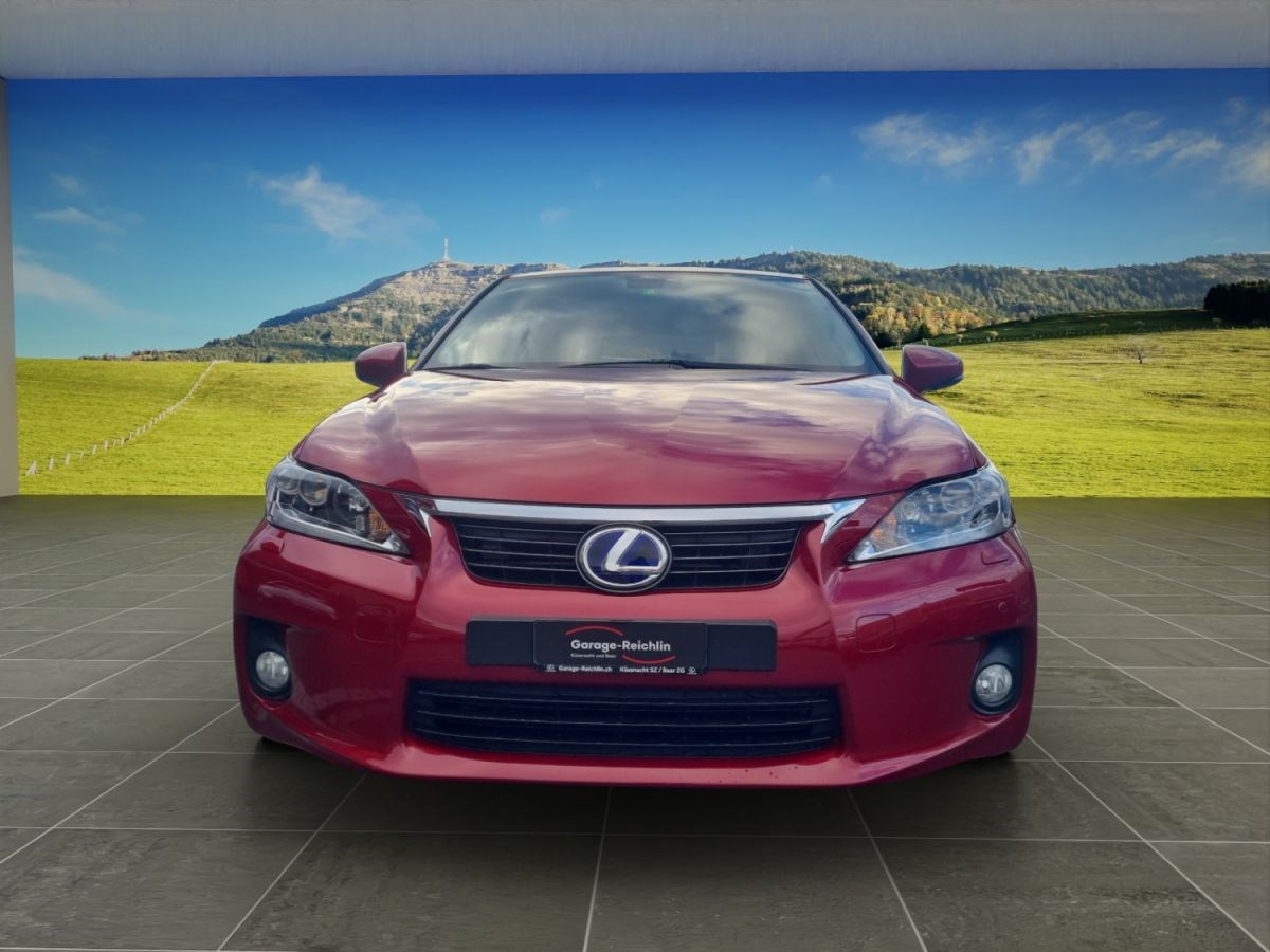 LEXUS CT 200h excellence-image-7