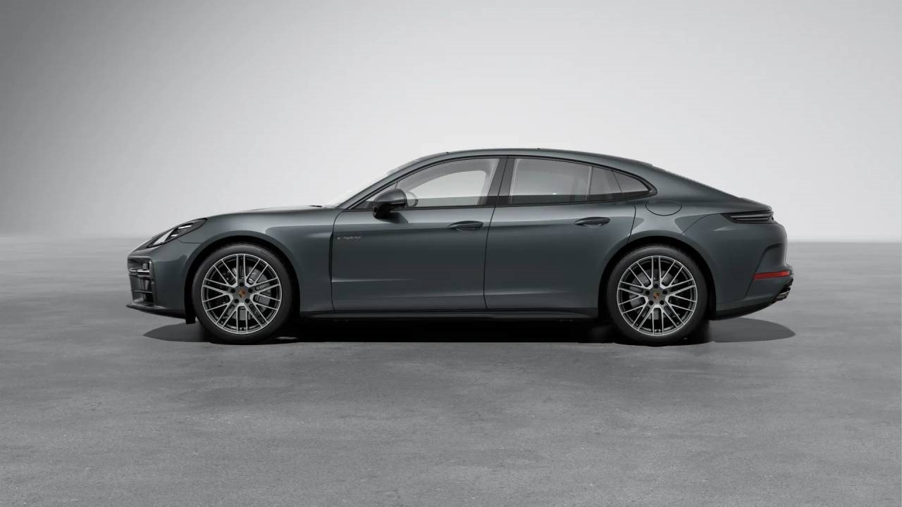 PORSCHE PANAMERA 4 E-Hybrid-showroom-element-1