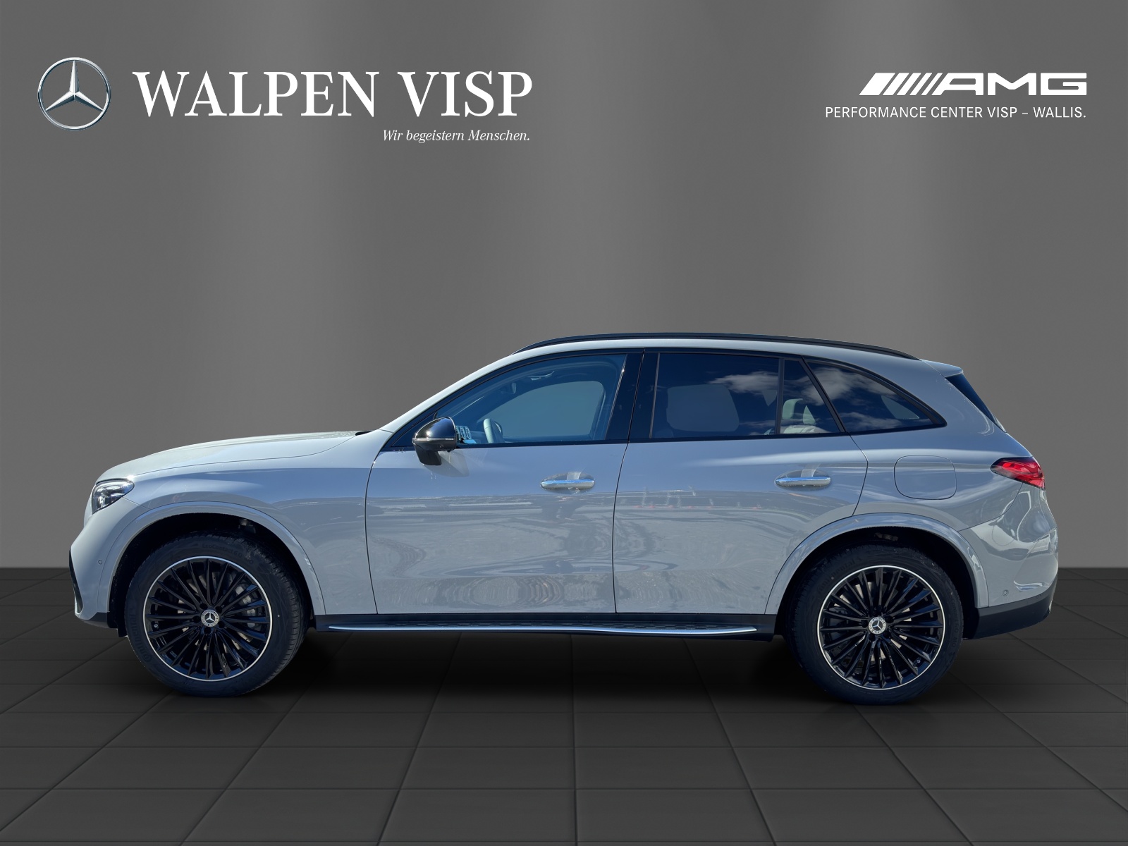 MERCEDES-BENZ GLC 300 e 4Matic EQ Star 9G-Tronic-showroom-element-2