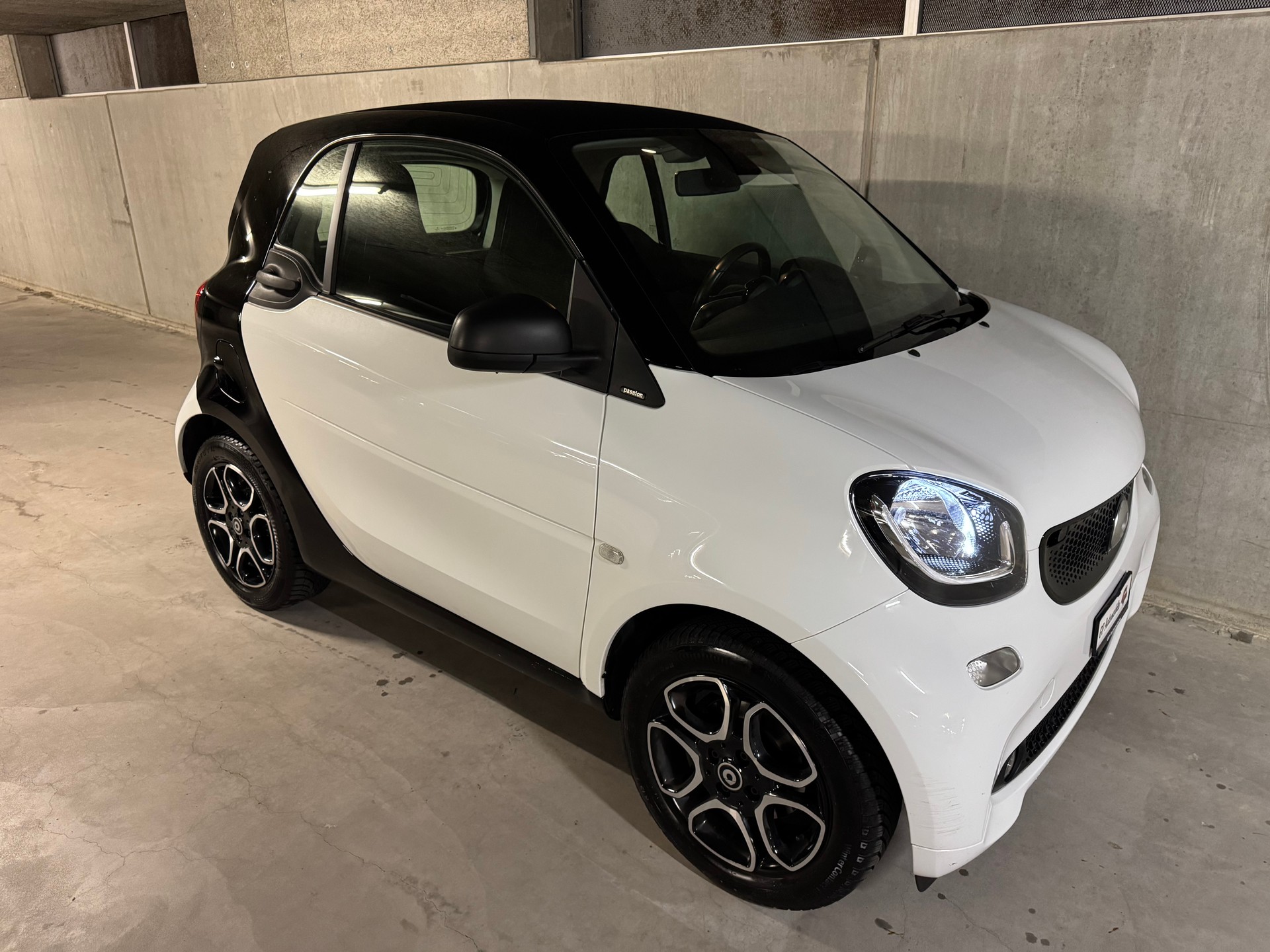 SMART fortwo passion twinmatic-showroom-element-3