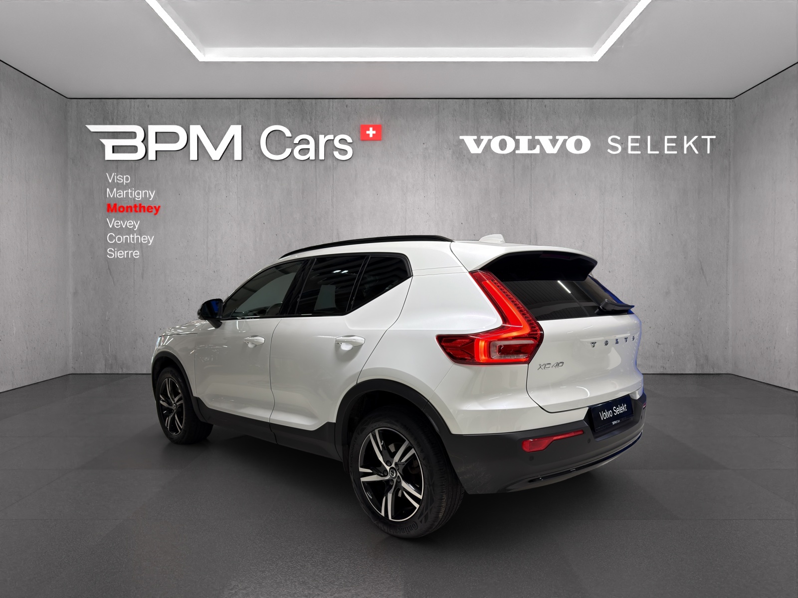 Image VOLVO XC40 XC40 B4 Benzin Mild Hybrid AWD Plus Dark DCT