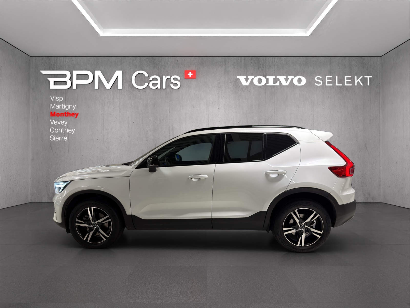 Image VOLVO XC40 XC40 B4 Benzin Mild Hybrid AWD Plus Dark DCT