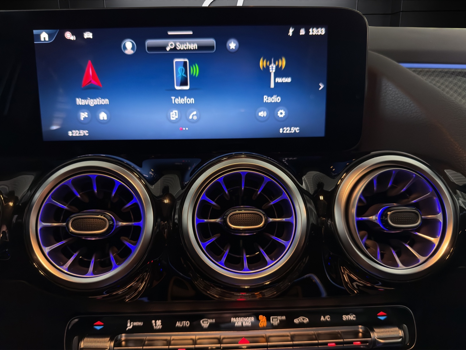 Image MERCEDES-BENZ GLA-200 GLA 200 7G-DCT