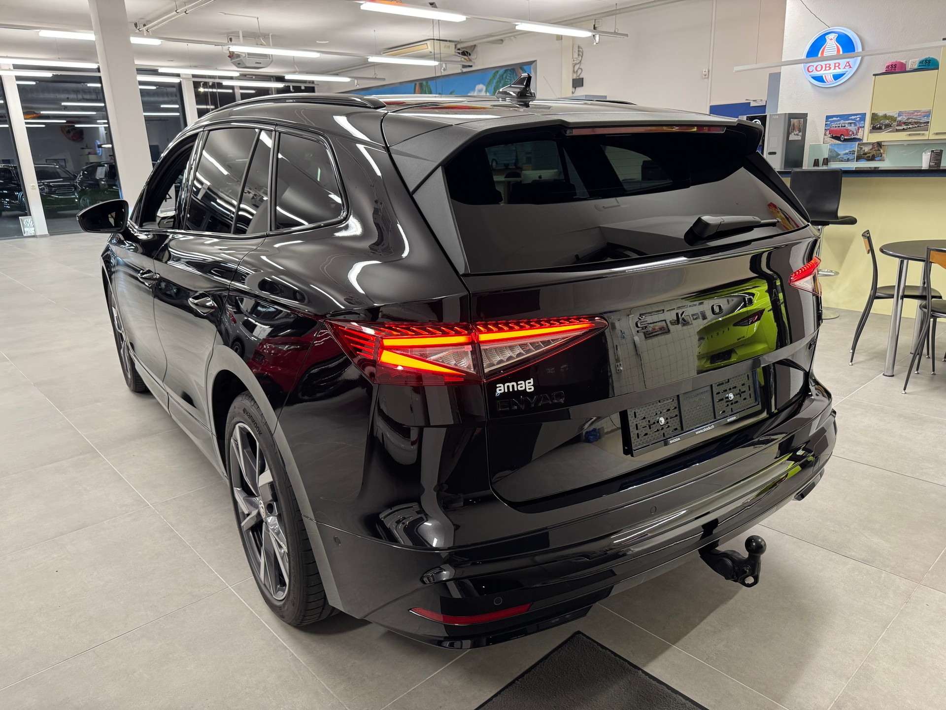 SKODA Enyaq iV 80x Sondermodel (nur-8600km) *SportLine* ((265PS)) *Neupreis 69'890.-*-image-9