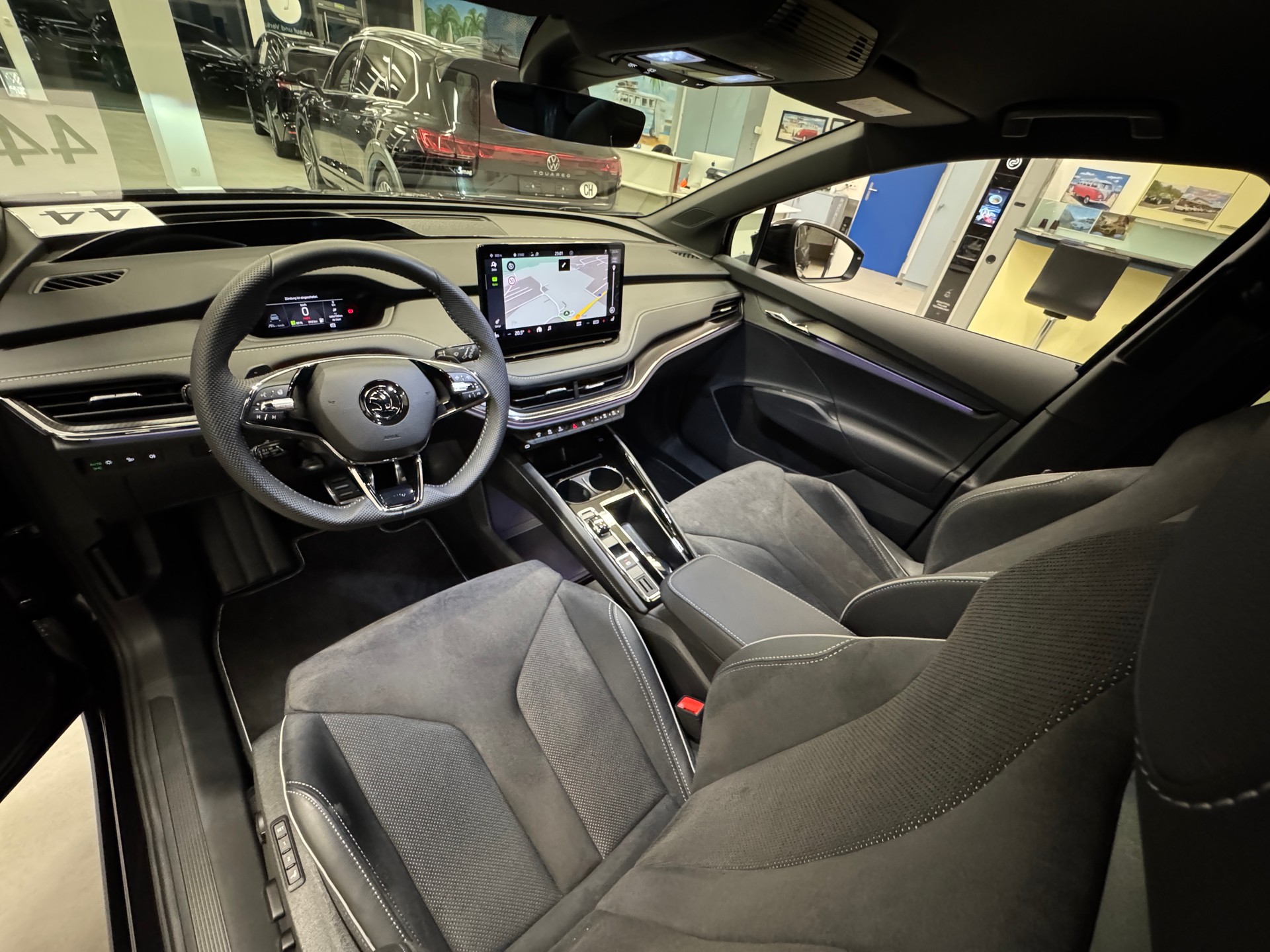 SKODA Enyaq iV 80x Sondermodel (nur-8600km) *SportLine* ((265PS)) *Neupreis 69'890.-*-image-15