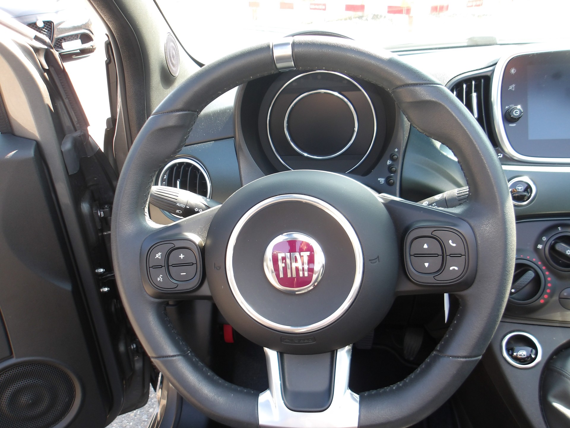 FIAT 500C 1.0 N3 MildHybrid Rockstar-image-15
