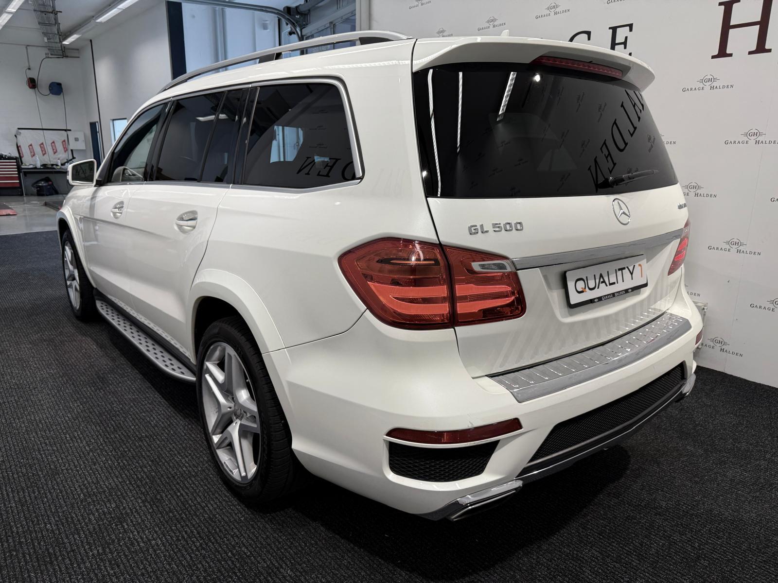 MERCEDES-BENZ GL 500 V8 BlueEF-showroom-element-3