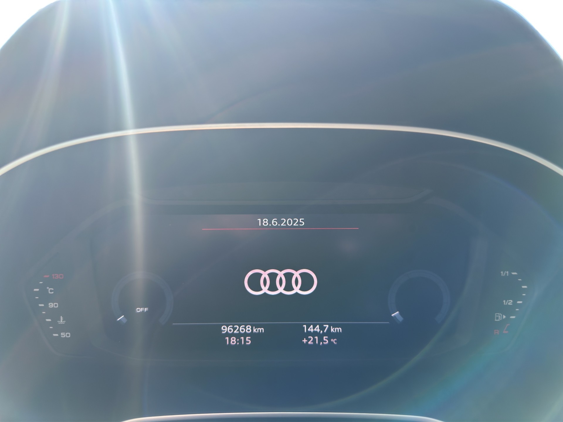 AUDI Q3 Sportback 40 TFSI quattro S-tronic-image-12