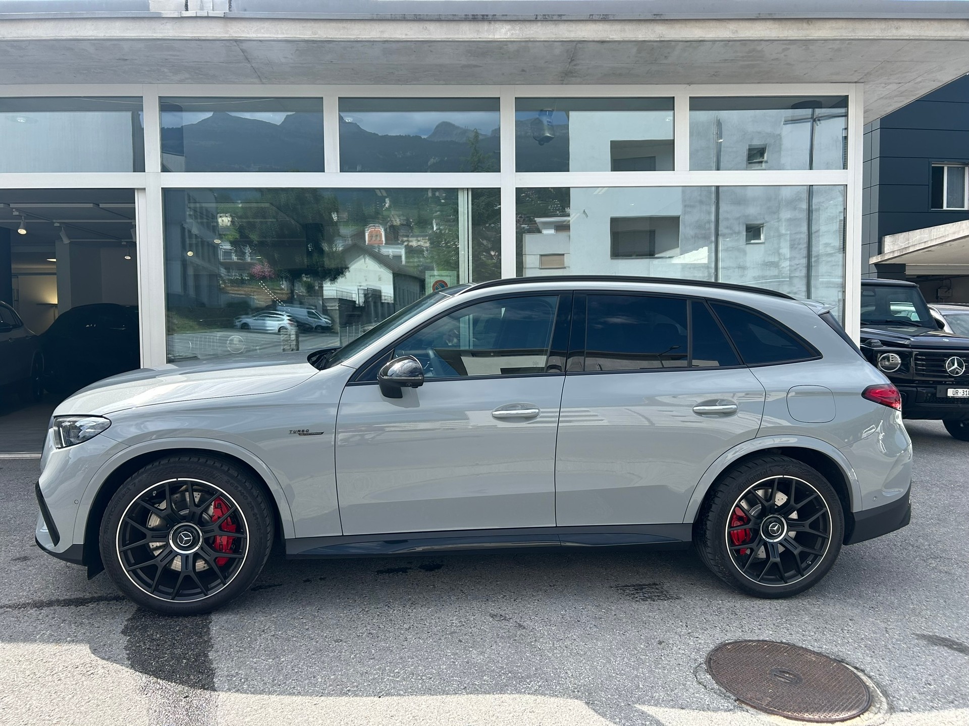 MERCEDES-BENZ GLC AMG 63 S e Performance Executive Edition 9G-Tronic-showroom-element-3