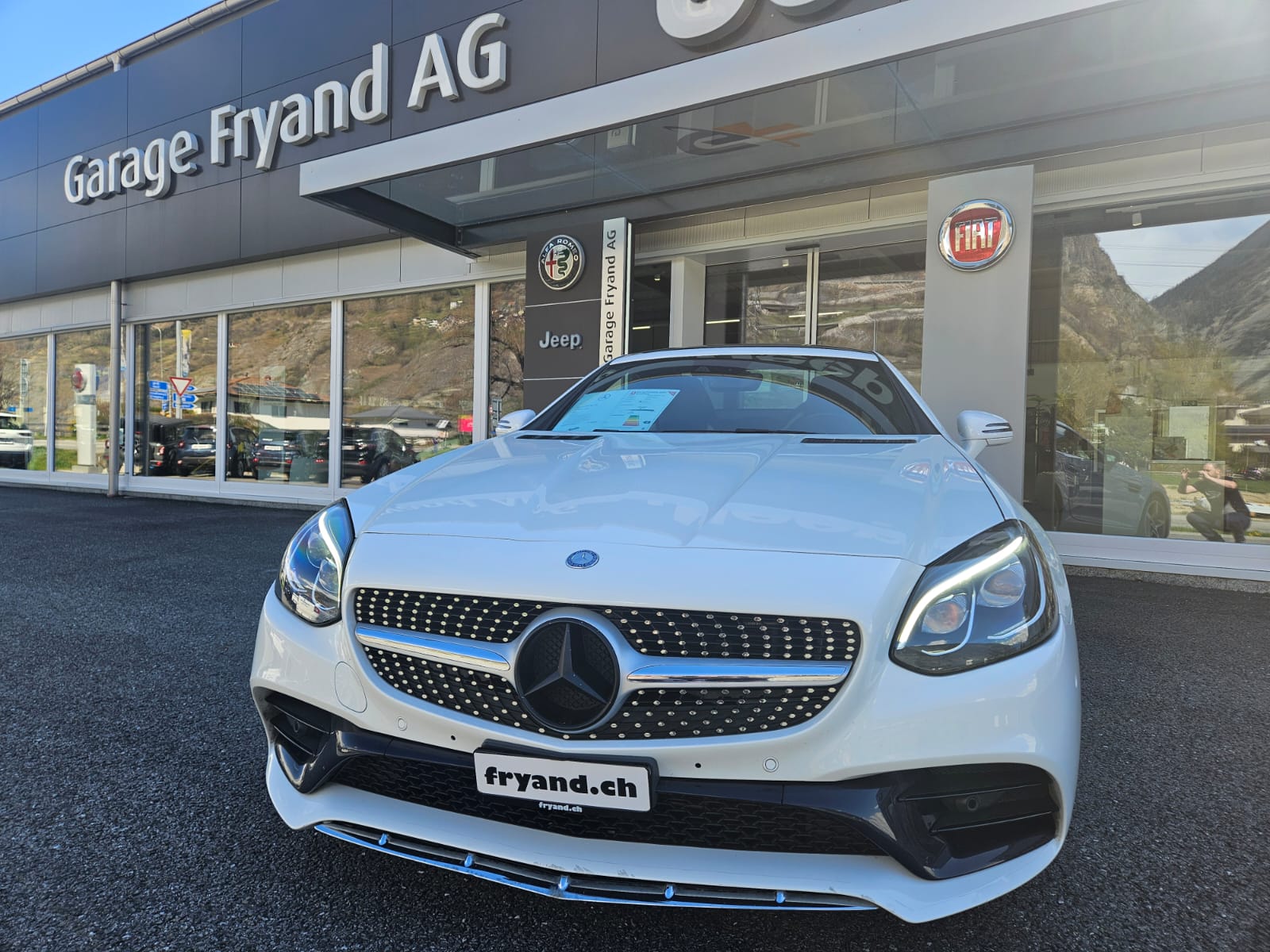 MERCEDES-BENZ SLC 300 AMG Line 9G-Tronic
