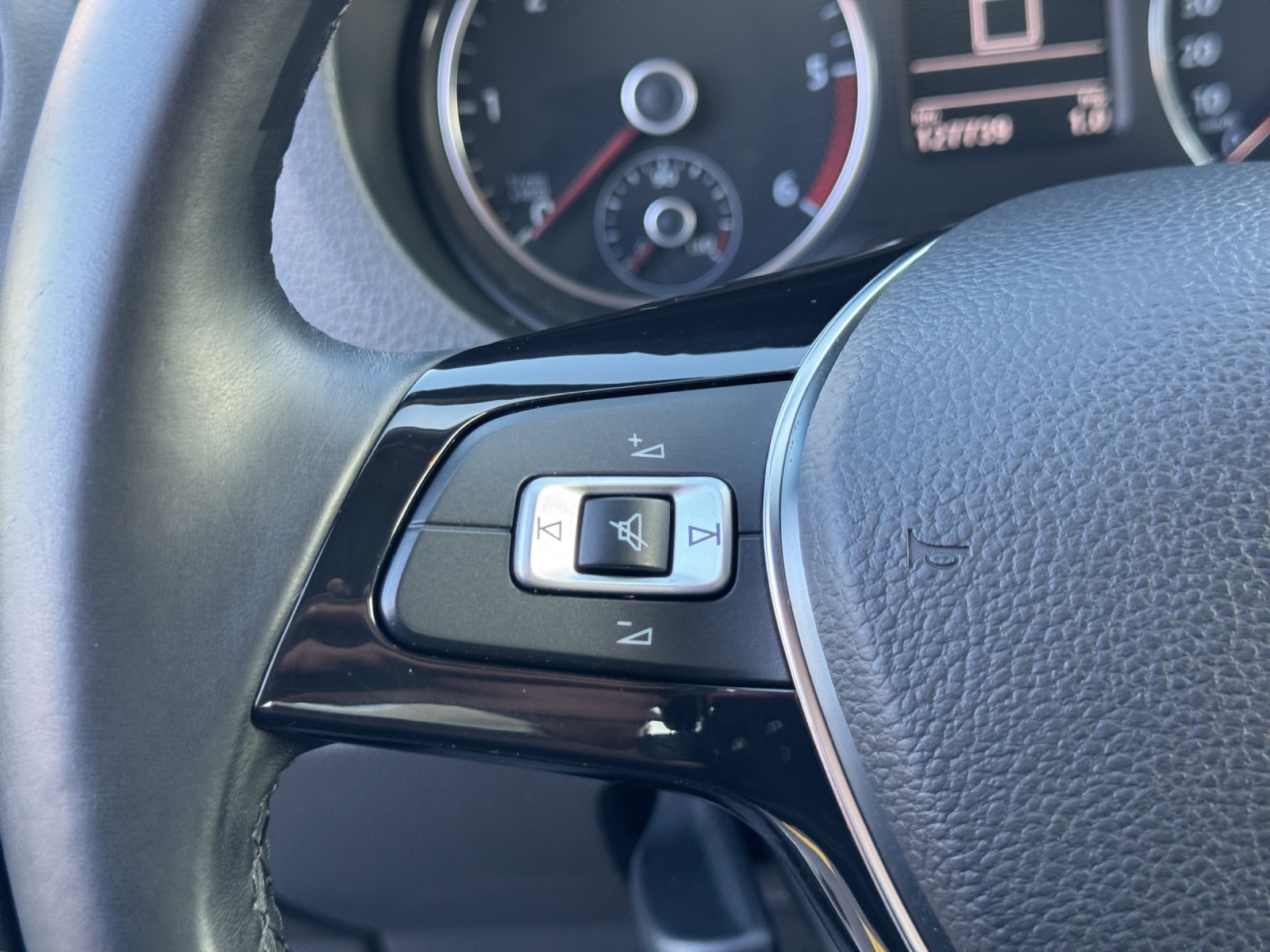 VW Amarok 2.0 BiTDI Startline 4Motion-image-24