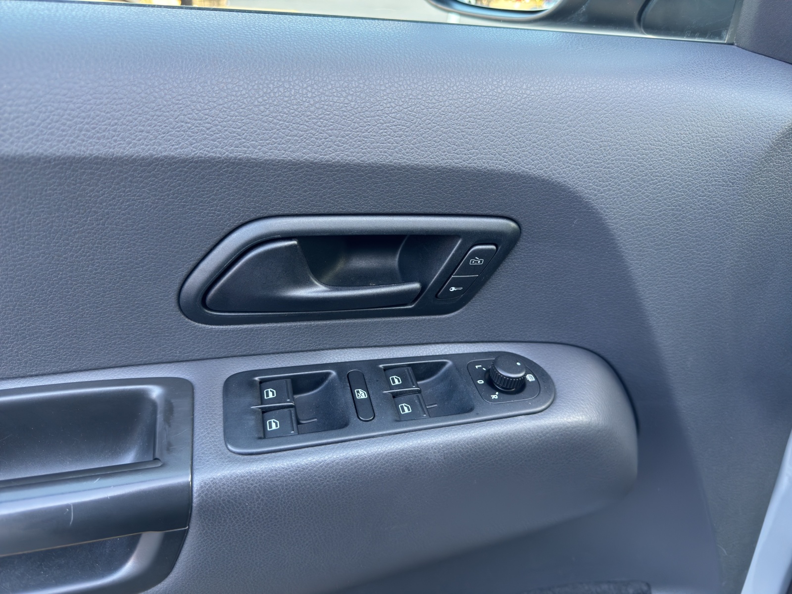 VW Amarok 2.0 BiTDI Startline 4Motion-image-20
