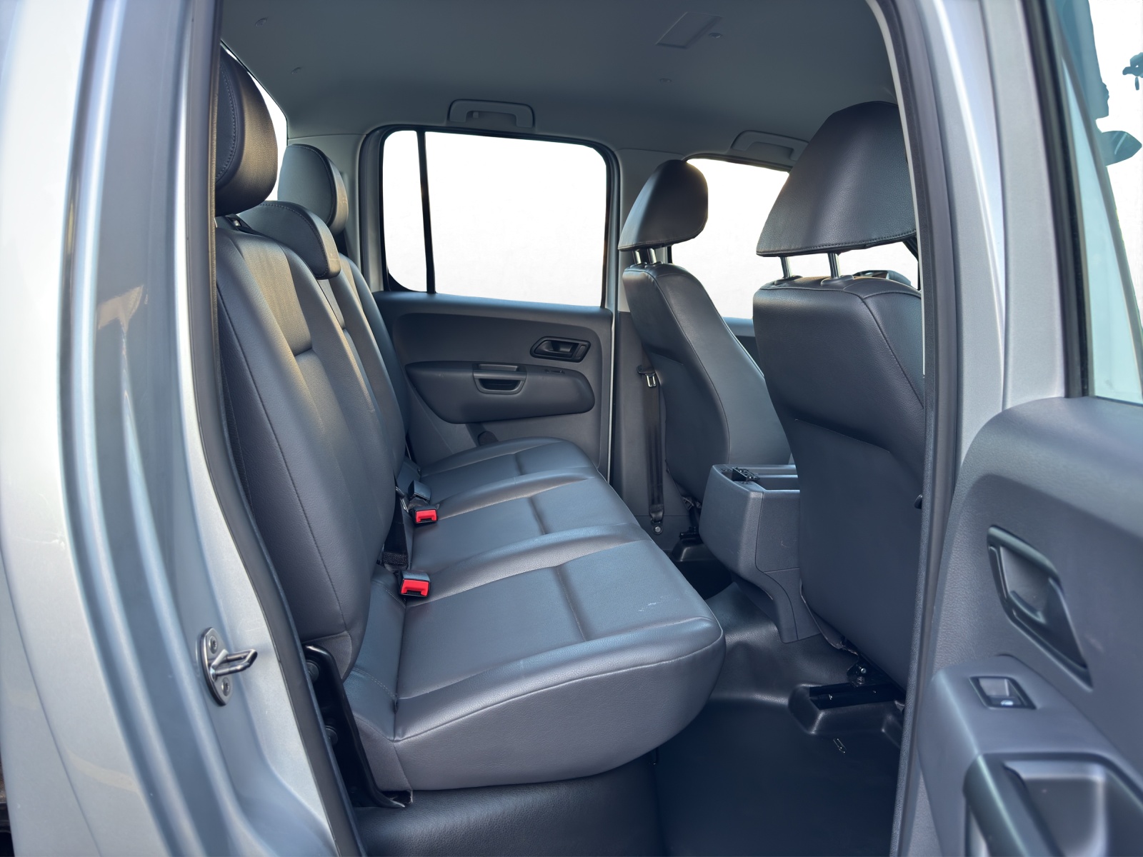 VW Amarok 2.0 BiTDI Startline 4Motion-image-13