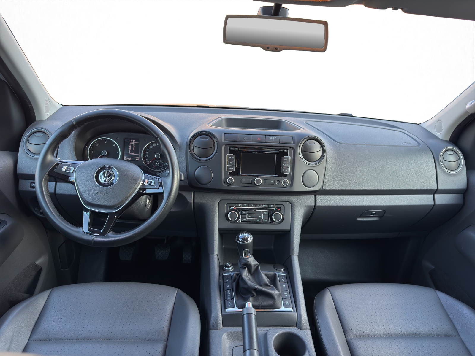 VW Amarok 2.0 BiTDI Startline 4Motion-image-11