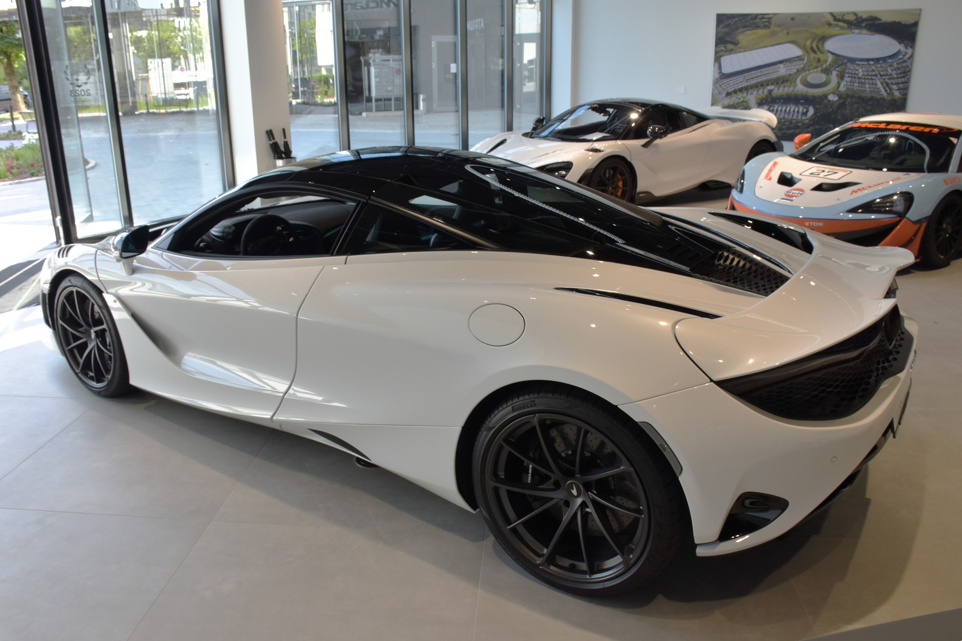 McLAREN 750S Coupé Performance-showroom-element-3