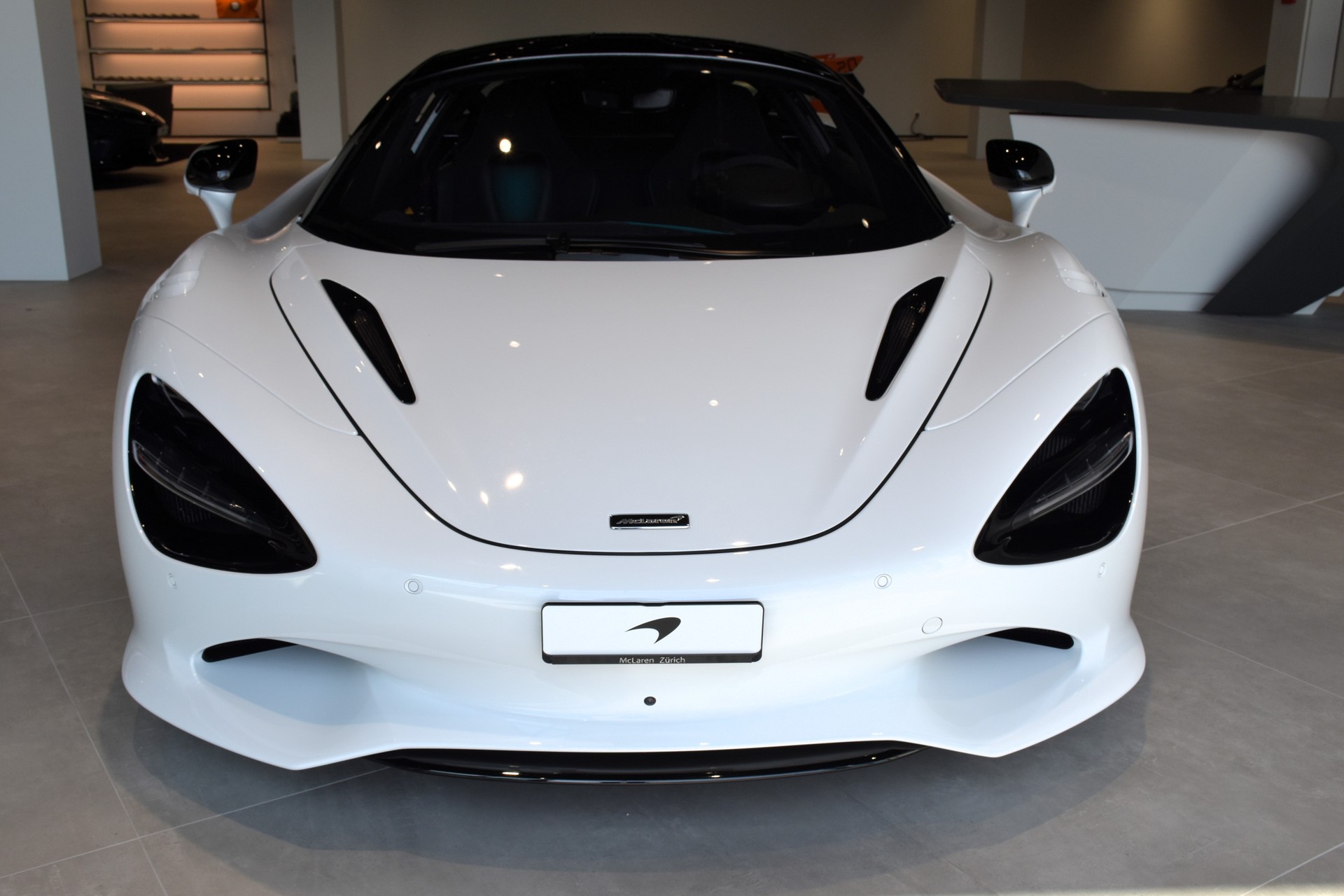 McLAREN 750S Coupé Performance-showroom-element-1