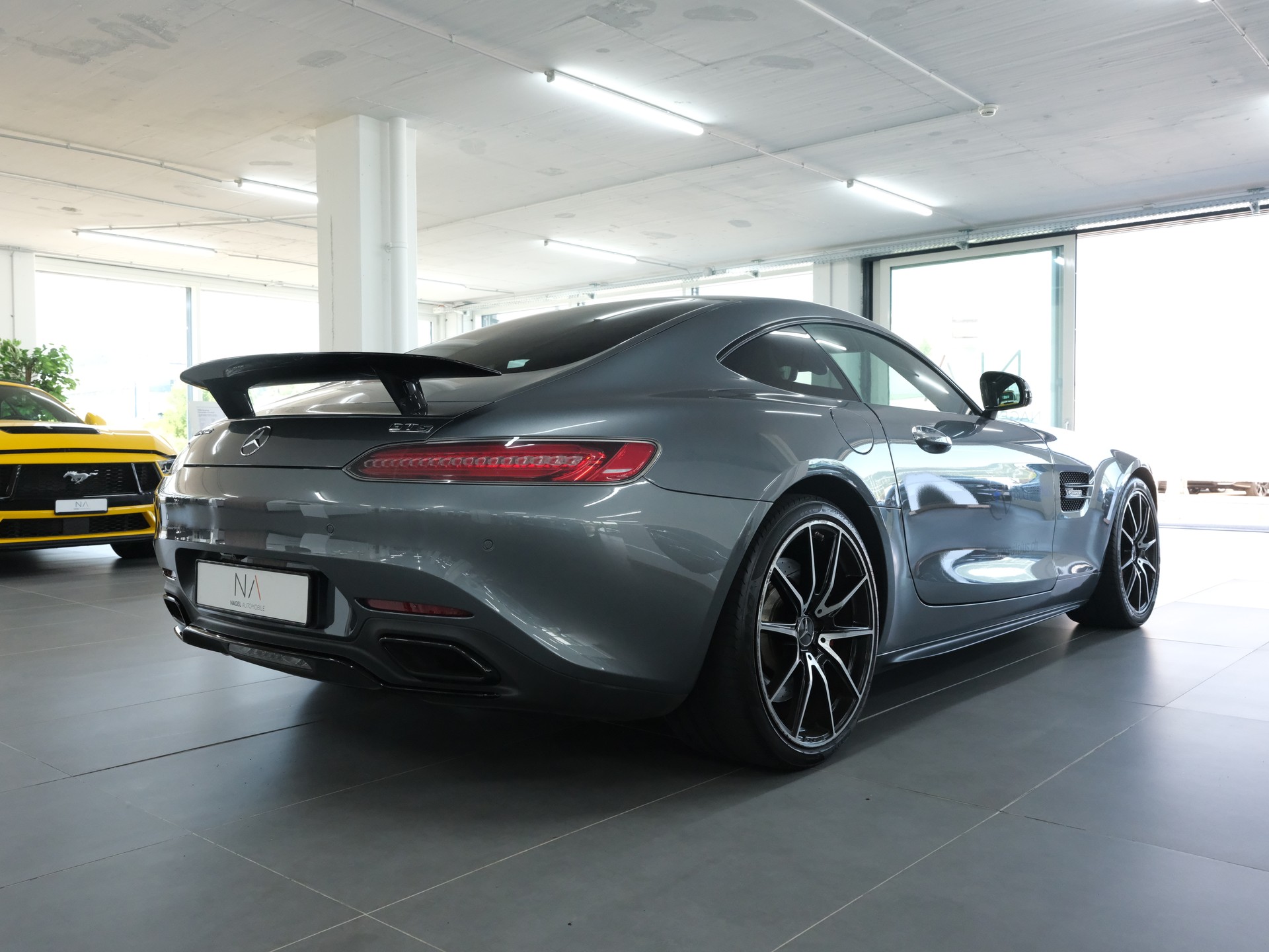 MERCEDES-BENZ AMG GT S Edition 1 Speedshift DCT-showroom-element-2