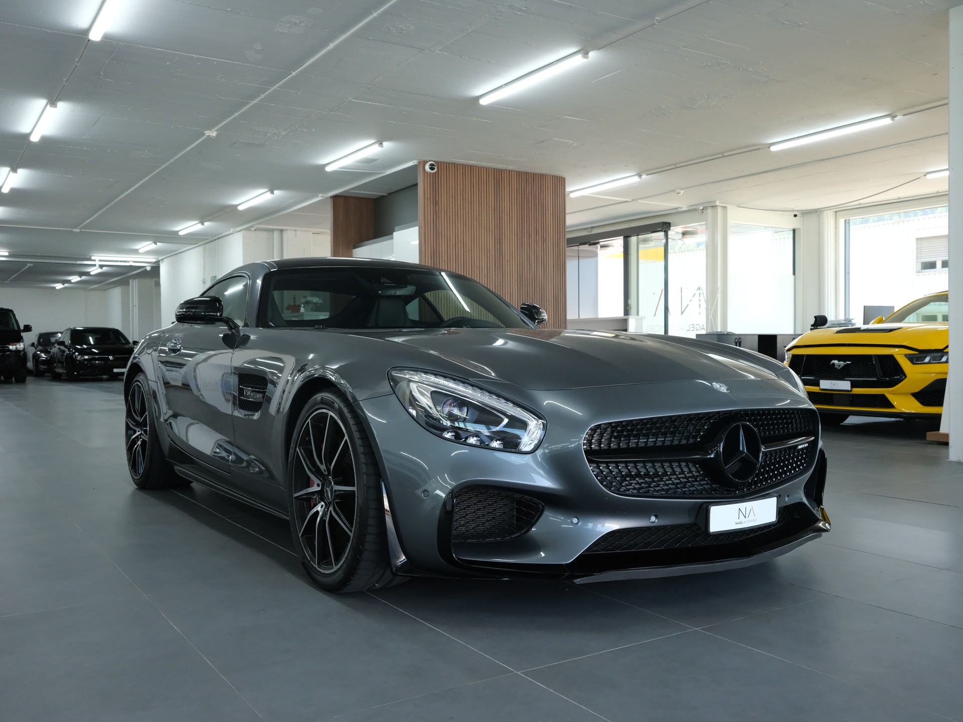 MERCEDES-BENZ AMG GT S Edition 1 Speedshift DCT-showroom-element-1
