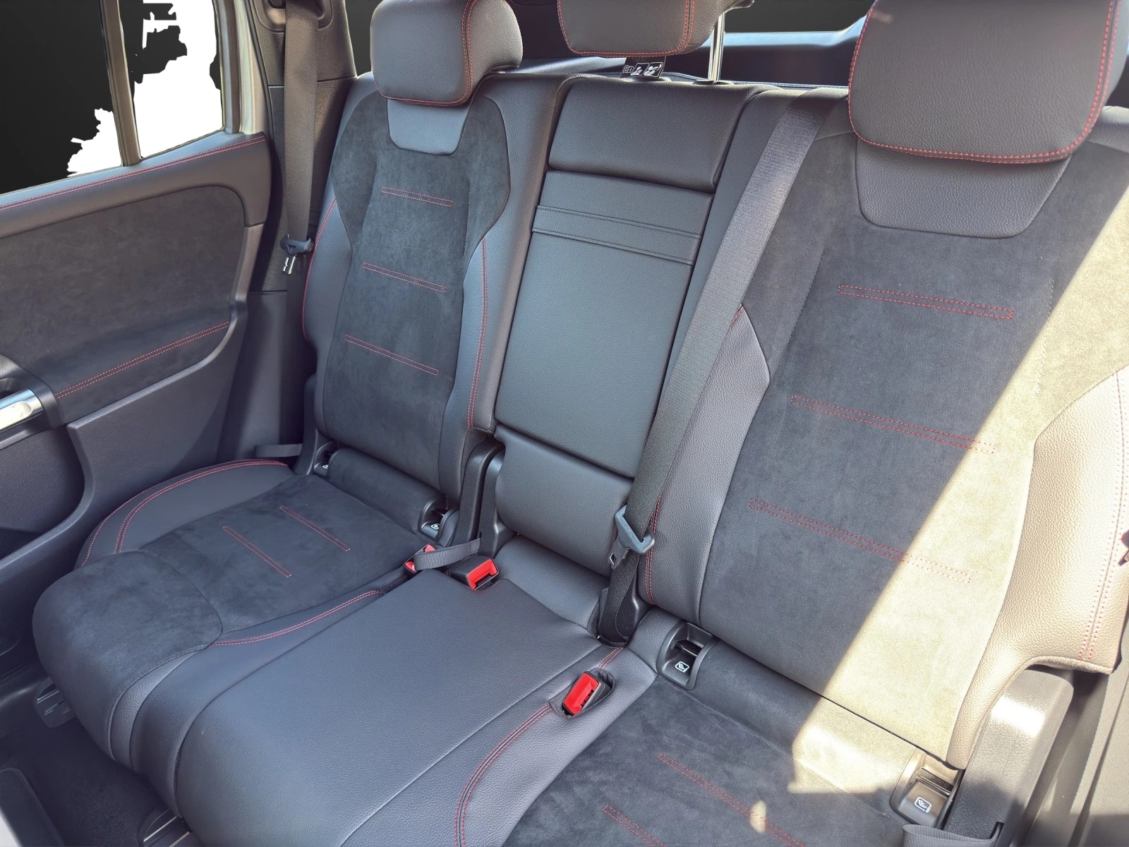 Image MERCEDES-BENZ GLB-220 GLB 220 d 4Matic 8G-Tronic