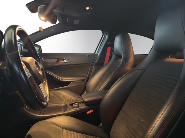 Image MERCEDES-BENZ A-250 A 250 Sport 7G-DCT