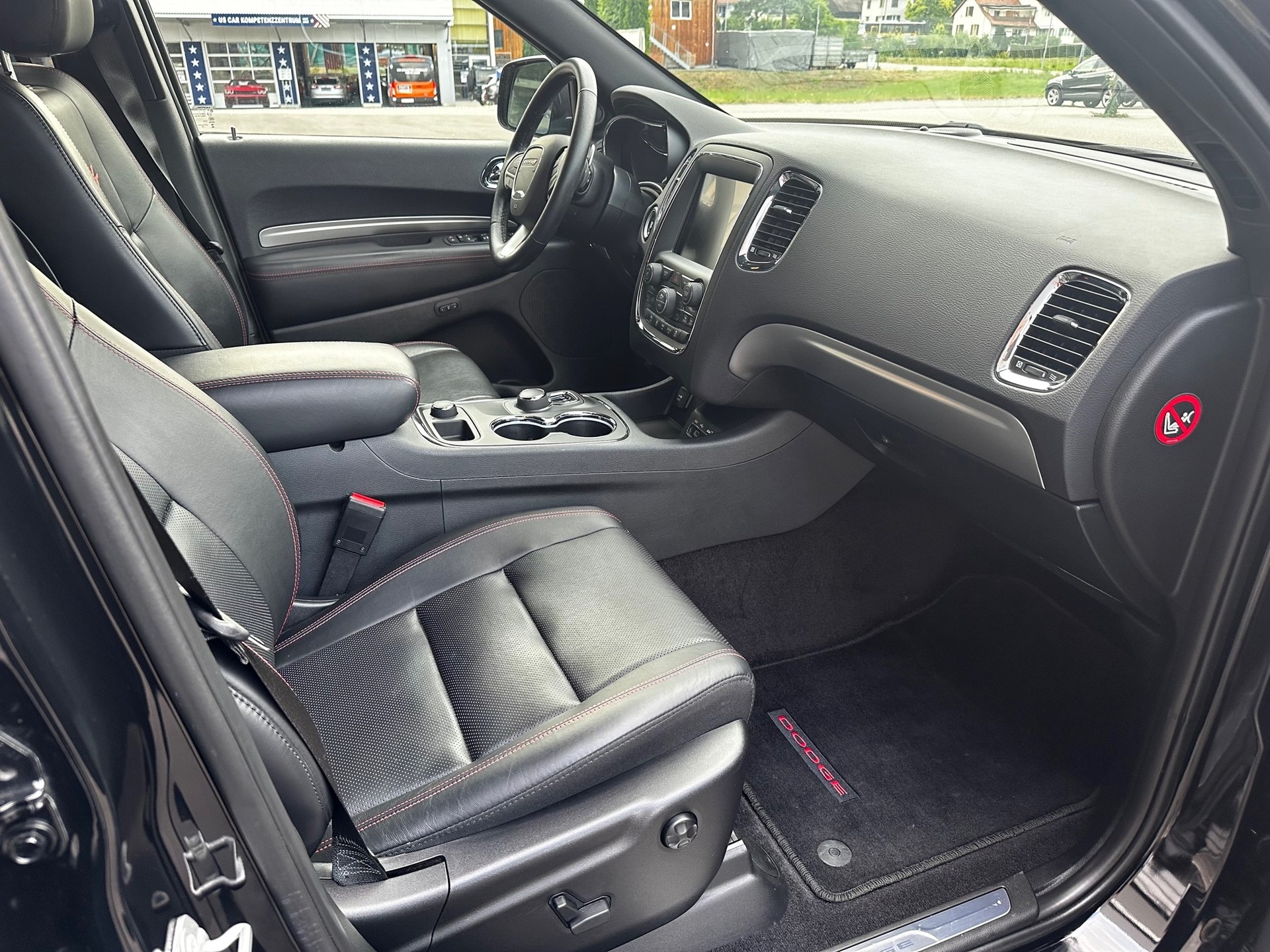 DODGE Durango R/T 5.7 V8 AWD-image-10