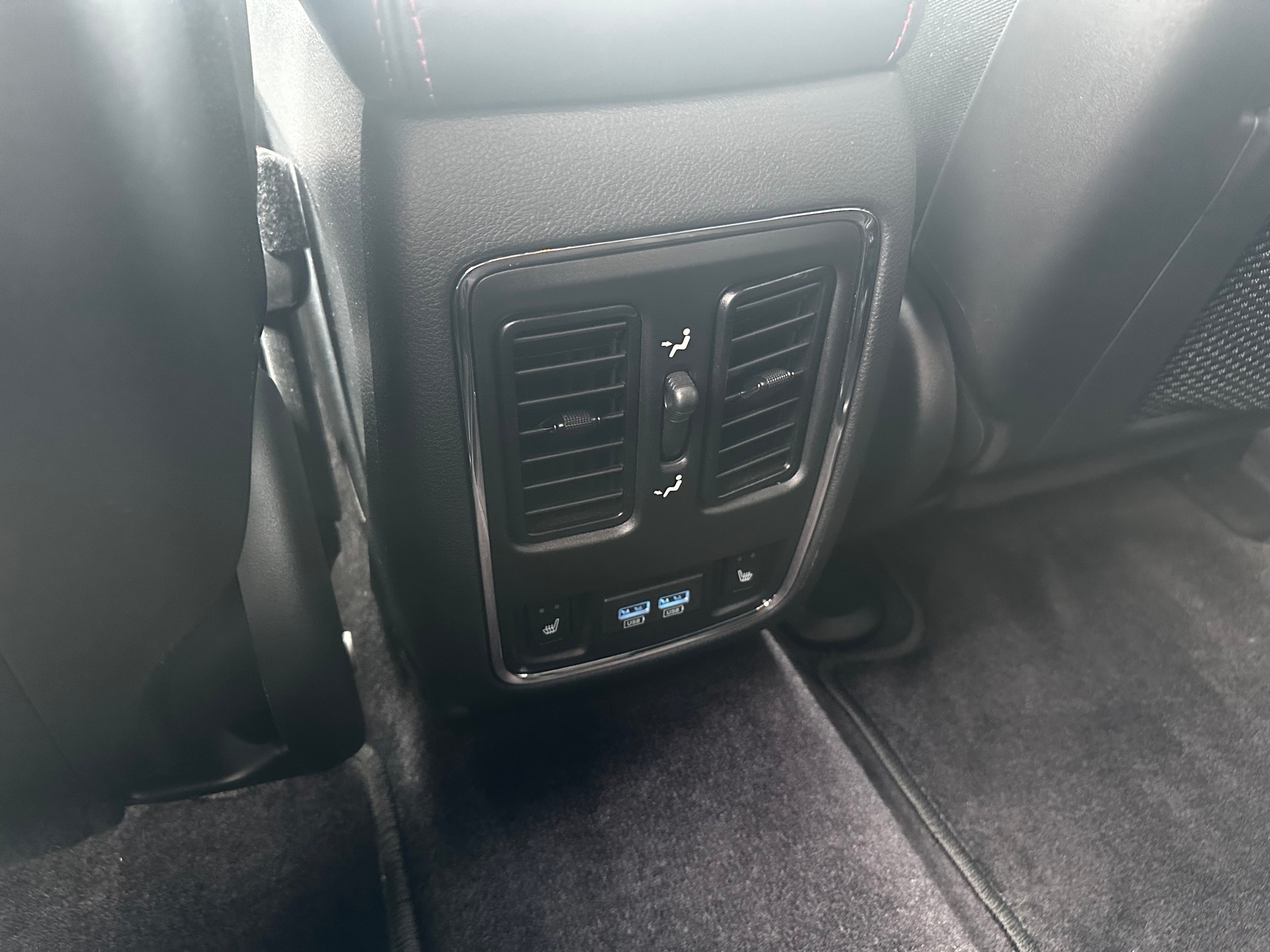 DODGE Durango R/T 5.7 V8 AWD-image-13