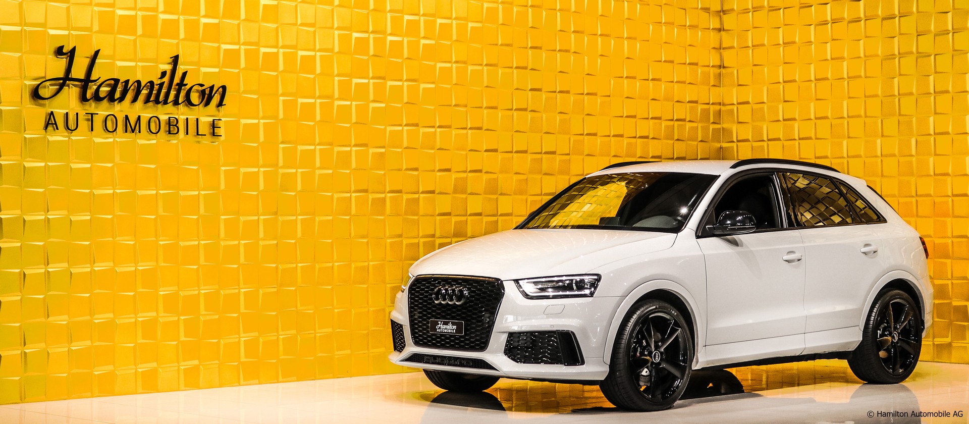 AUDI RS Q3 2.5 TFSI quattro S-tronic-showroom-element-1