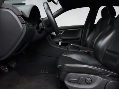 Audi RS4 Limousine 4.2 V8 Quattro - weitere Bilder