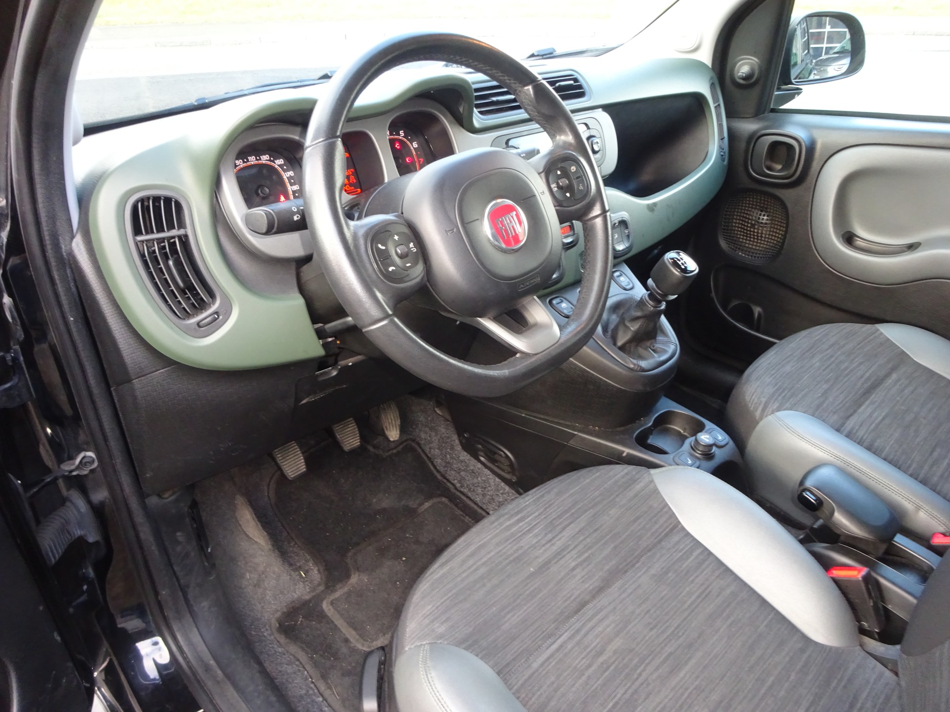 FIAT Panda 0.9 Twinair Turbo Climbing 4x4-image-10