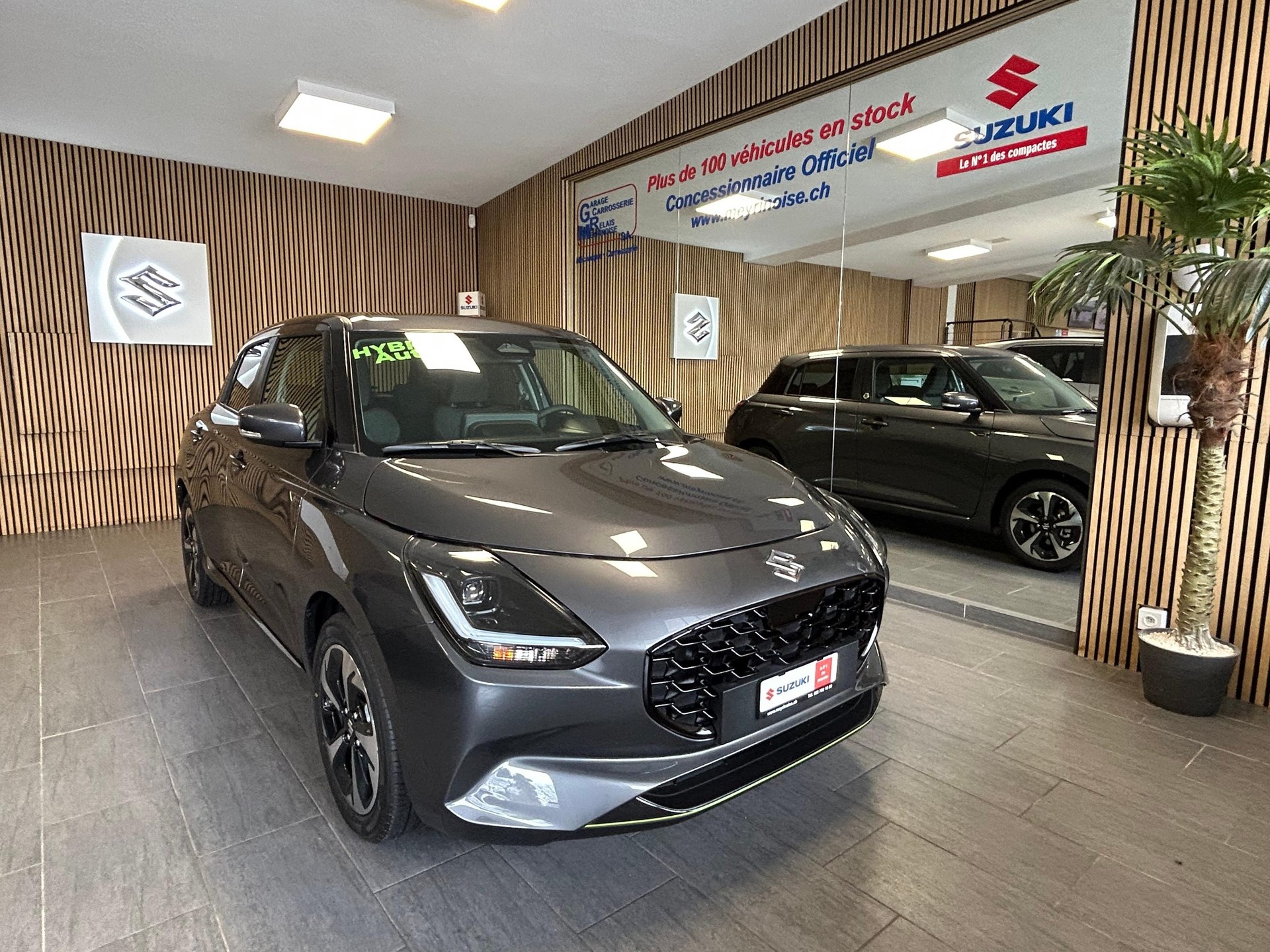 SUZUKI Swift 1.2 1st Edition Top Hybrid