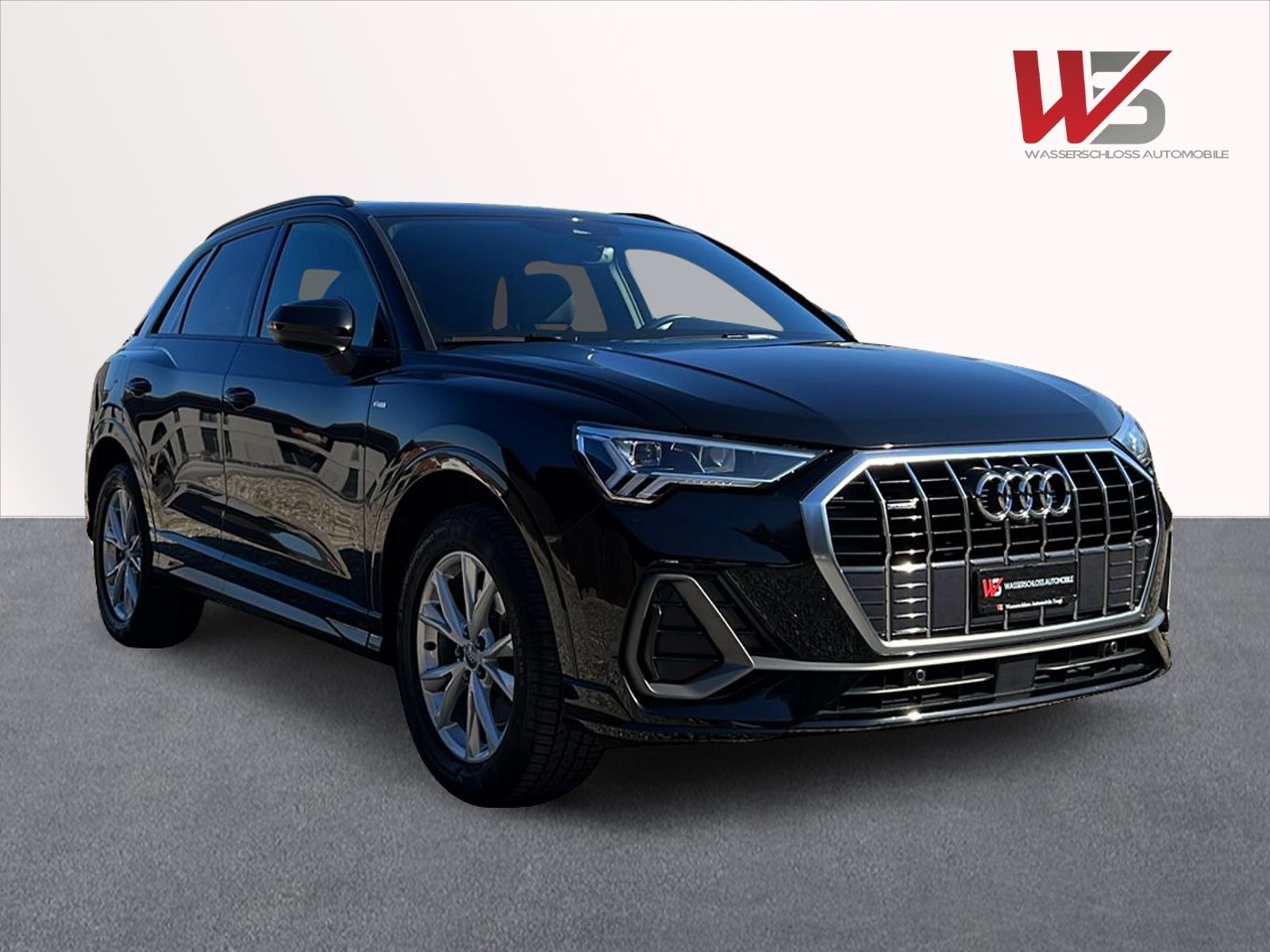 AUDI AUDI Q3 S line quattro S-tronic 2.0TDI 190PS-showroom-element-1