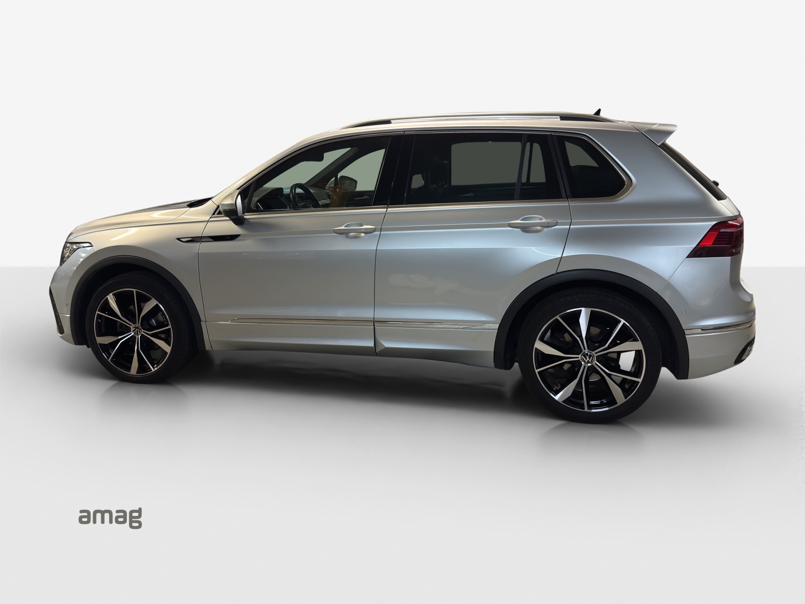 VW Tiguan 2.0 TDI SCR R-Line 4Motion DSG-showroom-element-1