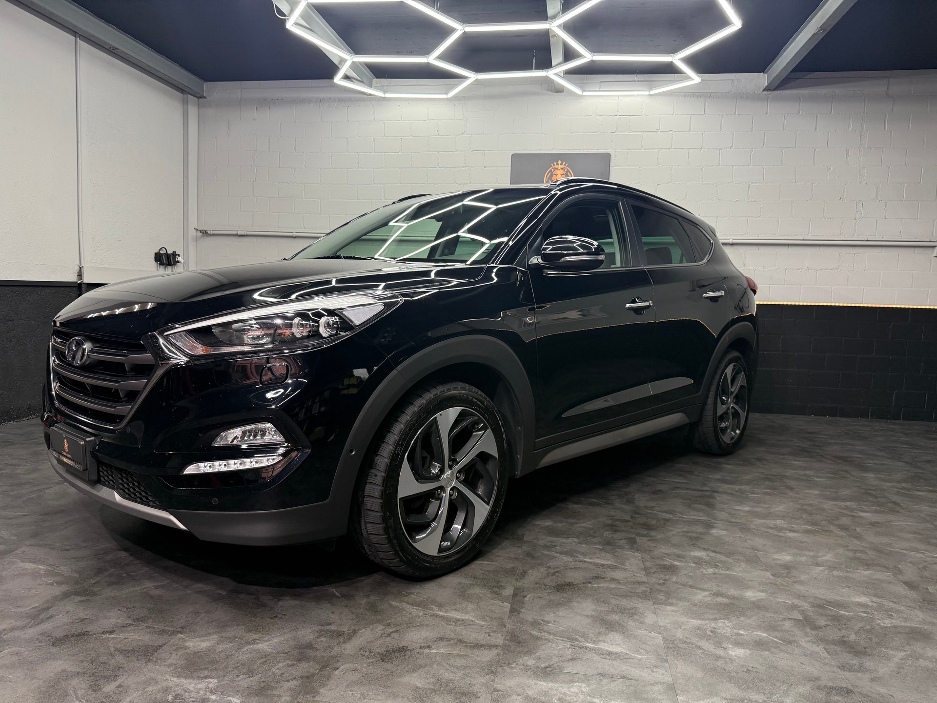 HYUNDAI Tucson 1.6 TGDI Vertex 4WD Automatic-showroom-element-2