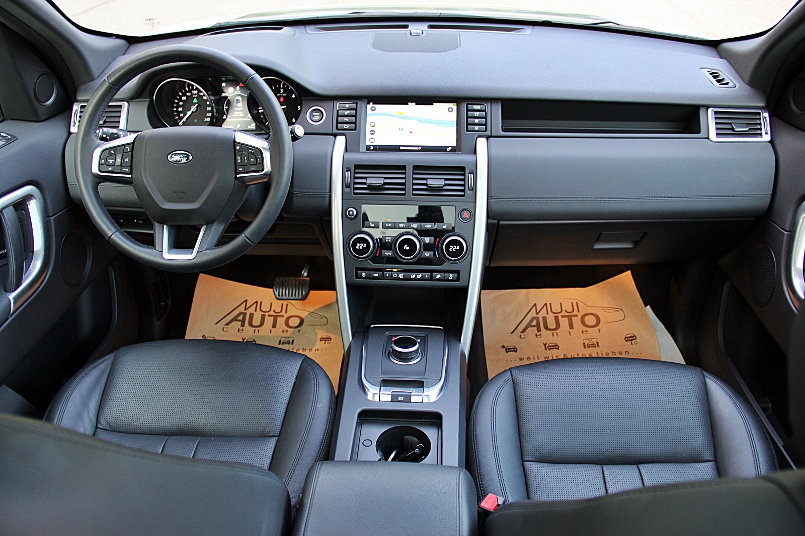 LAND ROVER Discovery Sport 2.0 TD4 HSE AT9-image-9