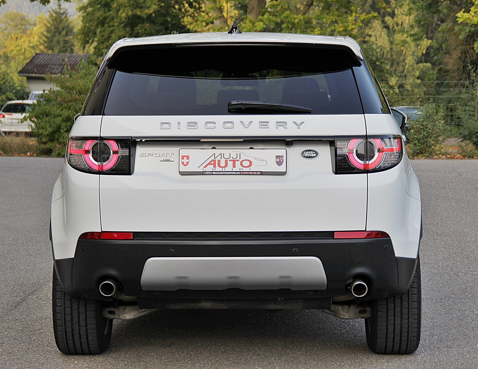 LAND ROVER Discovery Sport 2.0 TD4 HSE AT9-showroom-element-3