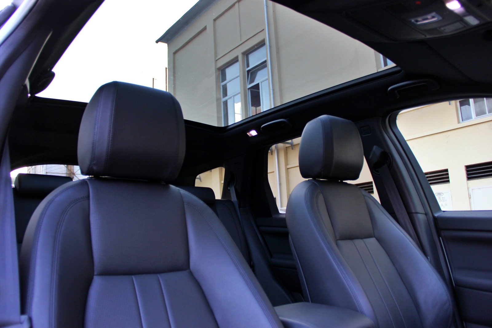 LAND ROVER Discovery Sport 2.0 TD4 HSE AT9-image-11