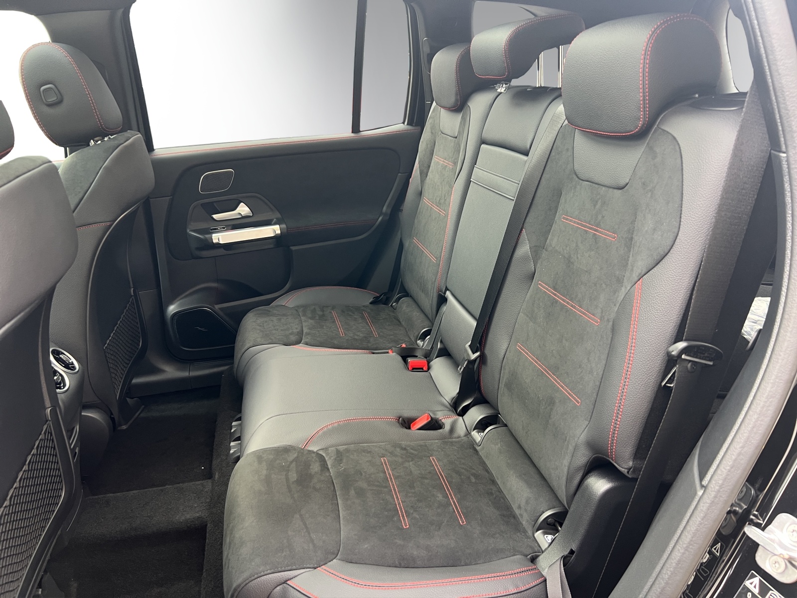 Image MERCEDES-BENZ GLB-250 GLB 250 4Matic 8G-Tronic